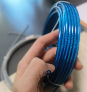 Câble en acier galvanisé recouvert de nylon pour suspendre des cordes à <span class=keywords><strong>linge</strong></span>, des câbles d'affichage, des utilisations de sécurité - Product Image 3