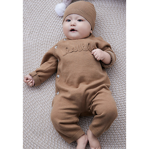 Vente en gros de grenouillère pour bébé épaissie tricotée vêtements pour bébé nouveau-né automne et hiver manteau de pet thermique - Product Image 1