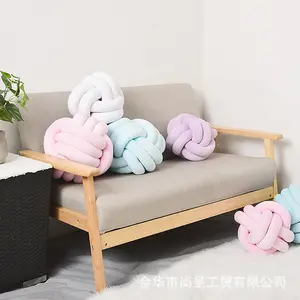 装飾枕ソフト編み手作りインフィニティノット枕