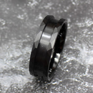 Anillo Inteligente de Cerámica con NFC RFID, Negro Facetado de 8mm, Joyería Inteligente para Pagos - Product Image 1