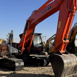 รถขุดฮิตาชิ ZX240 ขนาด 24 ตัน มือสอง สภาพดี พร้อมใช้งาน มีเครื่องยนต์ฮิตาชิแท้ รับประกัน 1 ปี พร้อมเกียร์ปั๊มแบริ่งมาตรฐาน CE/EPA - Product Image 1