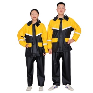 Ensemble imperméable épaissi coupe-vent pour cyclisme avec bandes réfléchissantes pour voyages en plein air, usage adulte - Product Image 1