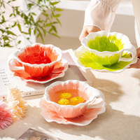 Lelyi INS Tasse à café et soucoupe irrégulières faites à la main créatives de grande valeur Petite tasse en céramique gaufrée de style frais
