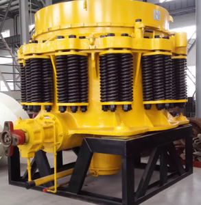 Le concasseur à cône <span class=keywords><strong>HP300</strong></span> est une installation de production à haute efficacité, capable de produire 350 tonnes par heure. - Product Image 1