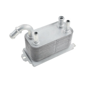 Refroidisseur d'huile pour Volvo S80 Xc60 Xc70 refroidi par eau, taille du cœur 10x8x6, LR002916 - Product Image 3