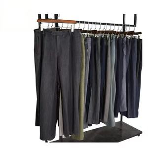 Compra al por Mayor, Pantalones <span class=keywords><strong>de</strong></span> Hombre y <span class=keywords><strong>Ropa</strong></span> <span class=keywords><strong>de</strong></span> <span class=keywords><strong>Invierno</strong></span> <span class=keywords><strong>de</strong></span> Segunda Mano Disponibles Ahora en Paquetes <span class=keywords><strong>de</strong></span> 45 Kilogramos - Product Image 1
