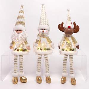 <span class=keywords><strong>Trio</strong></span> de peluches lumineuses festives Père Noël Bonhomme de neige Cerf avec éclairage LED intérieur et mélodies 29 pouces Décoration de Noël musicale pour salon - Product Image 1