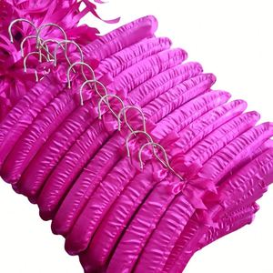 Cintres en mousse colorés et doux avec crochet chromé, pour chemisiers, en tissu épais, sans épaules de compression, antidérapants, rembourrés en satin - Product Image 4