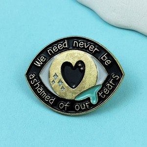 เข็มกลัด<span class=keywords><strong>คำคม</strong></span>ภาษาอังกฤษตลกขบขัน รูปหัว<span class=keywords><strong>ใจ</strong></span>หยดน้ำ การ์ตูน โลหะผสม สำหรับเสื้อผ้า กระเป๋าเป้สะพายหลัง ขายส่ง - Product Image 2