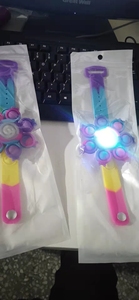 Silicone đẩy bong bóng dây đeo cổ tay trẻ em xem hình bong bóng Thần Tài Spinner Tự nhiên Ladybird TIE DYE bóp phát sáng nó Thần Tài Vòng đeo tay - Product Image 6