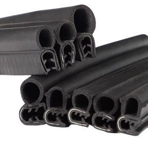 Trung Quốc Nhà Máy Bền PVC <span class=keywords><strong>L</strong></span>-Hình Cao Su Cắt Con Dấu Dải Axit Kháng Kiềm Cổng Con Dấu Cho Cán Hộp Nhựa - Product Image 1