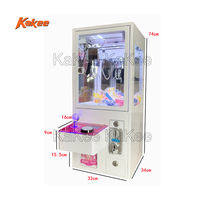 Mini poupée Grabber grue Machine pièce jeton opération pour cadeau Capsule peluche jouet distributeur automatique