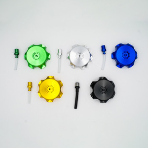 Bouchon de réservoir de carburant en aluminium CRF50 70cc 90cc 110cc pour motos tout-terrain, comprend le bouchon de remplissage d'huile et le bouchon d'aération - Product Image 3