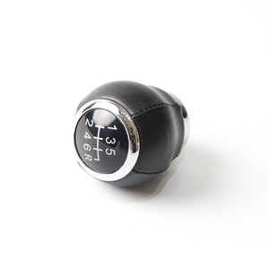 Poignée de levier de vitesse manuelle 5/6 vitesses pour véhicules Subaru - Product Image 1