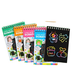 Cartes de papier à gratter magique arc-<span class=keywords><strong>en</strong></span>-ciel pour enfants, 10 feuilles, pour peinture DIY, <span class=keywords><strong>dessin</strong></span> et graffiti - Product Image 1