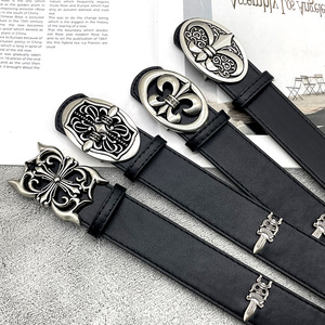حزام بتصميم كلاسيكي من ماركة عالمية بطراز Y2k للرجال والنساء، مع إبزيم متقاطع وجلد صناعي أسود - Product Image 4