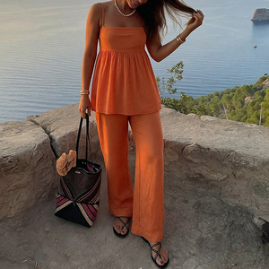 Completi Estivi <span class=keywords><strong>Eleganti</strong></span> da Donna All'ingrosso: Top Corto a Canotta Traspirante a Tinta Unita e <span class=keywords><strong>Pantaloni</strong></span> a Gamba Larga a <span class=keywords><strong>Vita</strong></span> <span class=keywords><strong>Alta</strong></span> - Set Casual da Donna - Product Image 1