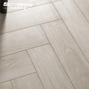 Plancher <span class=keywords><strong>stratifié</strong></span> en bois HDF imperméable à motif chevrons, vente chaude, AC3 AC4, 12mm 8mm, prix abordable - Product Image 4