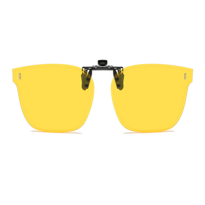 2025 yeni trend polarize klipsli güneş gözlüğü erkekler kadınlar için UV400 yüksek kalite moda büyük çerçeve güneş gözlüğü - Product Image 4