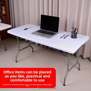 Set Tavolo e Sedie Pieghevoli Quadrati Portatili da Esterno - Lunghezza 6 Piedi, Design Moderno in Plastica Bianca, Altezza Regolabile per Uso Alberghiero - Product Image 4