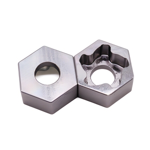 Écrou hexagonal à cannelures internes sur mesure en acier inoxydable, écrou de blocage spécial à 4 cannelures pour le fixation des arbres de machines et la transmission du couple - Product Image 1