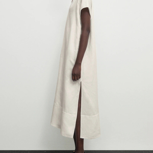 Robe décontractée à fente, style tunique en mélange de lin, col en V profond, jupe longue sans manches, faible MOQ, personnalisable avec impression - Product Image 4