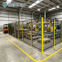 Clôture de sécurité pour machines en acier à faible teneur en carbone avec panneaux thermolaqués pour cellules de travail robotisées et configurations de protection industrielle adaptables