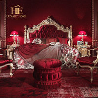 Ensembles de meubles de chambre à coucher haut de gamme lit Double en bois massif Antique Royal classique en feuille d'or lit à baldaquin King Queen Size de luxe