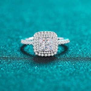 Proveedor de Joyería, Anillos de Plata 925 de Lujo, Corte Radiante, Moissanita, Anillo de Compromiso y Boda para Mujer, Chapado en Rodio - Product Image 3