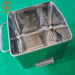 Güvenilir Ağır Hizmet Tipi 304 Paslanmaz Çelik Et Taşıma Arabası, Gıda Fabrikası Et İşleme için Cilalı Kolay Temizlenen Yüzeyli - Product Image 2