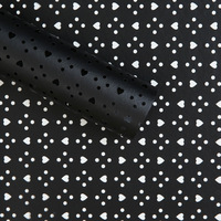Nouvel Arrivage Papier d'Emballage Floral Imperméable à Motif Cœur Creux Série Yuxin pour Bouquets Vente en Gros