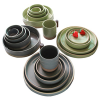 Assiettes rondes en porcelaine au design minimaliste avec logo personnalisé, vaisselle jetable écologique pour mariage, couleur verte
