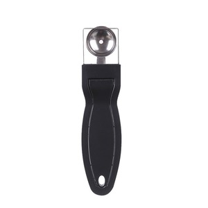 <span class=keywords><strong>2022</strong></span> Venta caliente fácil de usar cortador de melón multifuncional de acero inoxidable cortador de sandía corte de rueda cuchara de melón - Product Image 3