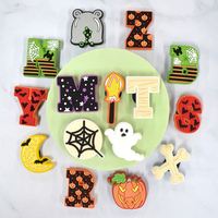 Vente en Gros 2D Pvc Étanche Halloween Lettres Chausses de Chaussures Décoration de Chaussures de Luxe