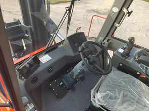 Chariot élévateur à faible consommation de carburant 42 tonnes CPCD420, chariot élévateur diesel avec déplaceur latéral, en stock - Product Image 6