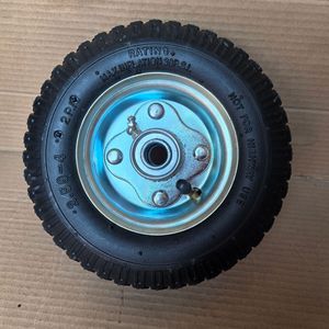Roue industrielle gonflable en caoutchouc Minghao 250-4 pour chariots à main et usage en entrepôt - Product Image 1