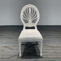 Chaises d'événement modernes et populaires pour mariages, empilables, en plastique, pour banquets, extérieur, blanches, dossier Phénix