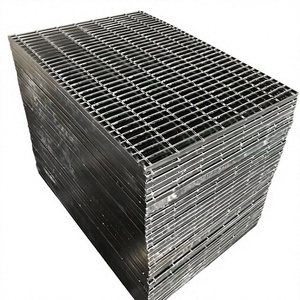 <span class=keywords><strong>Escalera</strong></span> Industrial de Malla Cerrada Galvanizada en Caliente, de Alta Resistencia, con Peldaños Lisos T3, Directo de Fábrica - Product Image 1
