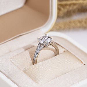 Bague pour femme Messi Jewelry MSR-2035 PT950 avec diamant de laboratoire de forme ronde - Product Image 2