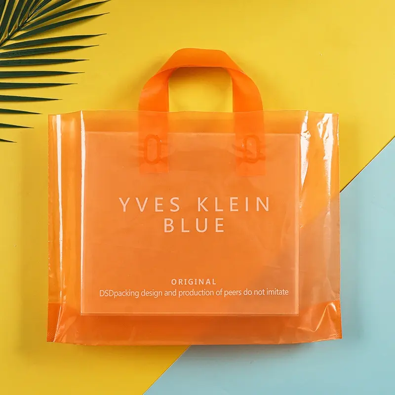 حقيبة تسوق بلاستيكية كبيرة معاد تدويرها مقاومة للماء عالية الجودة للبيع بالجملة للملابس
