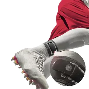 Rastreador de fútbol inteligente a prueba de agua Equipo de entrenamiento de fútbol con aplicación Wifi Fútbol usable Equipo de análisis de datos de fútbol - Product Image 1