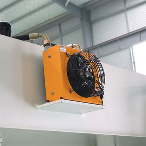 Prensa Plegadora CNC HUNSONE de 200t y 6000mm para Doblar Chapas Metálicas de 6 Pies de Longitud - Product Image 4