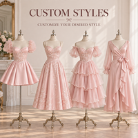 Robe Courte Femme Personnalisée en Satin et Tulle Broderie Florale Bordure Perles Manches Bouffantes Corsage Évasé pour Occasions Spéciales
