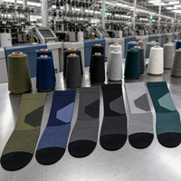 Chaussettes de randonnée rembourrées en gros, chaussettes de trail running à semelle éponge amortie pour le travail en extérieur
