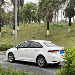 Toyota Corolla 1.2 Pioneer Edition <span class=keywords><strong>2023</strong></span> d'occasion, style classique, intemporelle, économique et économe en carburant, affichage de la pression des pneus - Product Image 4