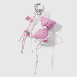 Fashionable da moda sevimli pembe deri ilmek peluş kemik sopa ilmek anahtarlık - Product Image 6