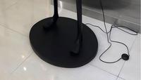 Lampadaire Sculptural à Bras Long Portant une Boule, Design Créatif, LED Moderne Haute Luminosité pour Salle d'Exposition, Hôtel, Bureau de Ventes