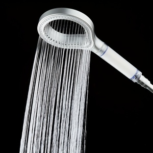 Doccetta a mano Daily Comfort con filtro a carbone attivo in plastica, design ad anello cavo, filtrazione visibile e aumento pressione - Product Image 4