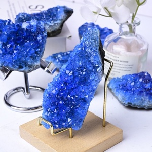 Cristales de Clusters Azules Teñidos Ecológicos de Alta Calidad, Venta al por Mayor, Forma Irregular, Cristales para Meditación y Decoración del Hogar - Product Image 3