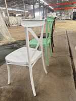 Chaise empilable en plastique à dossier croisé pour événements, mariages, restaurants, repas en extérieur, sièges commerciaux